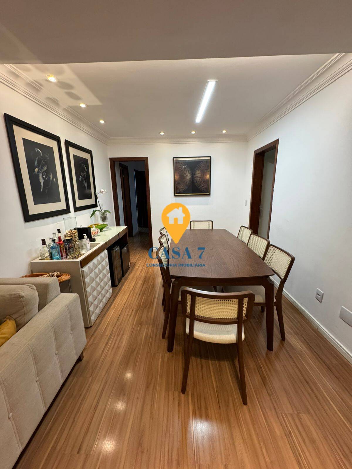 Apartamento à venda com 3 quartos, 80m² - Foto 1