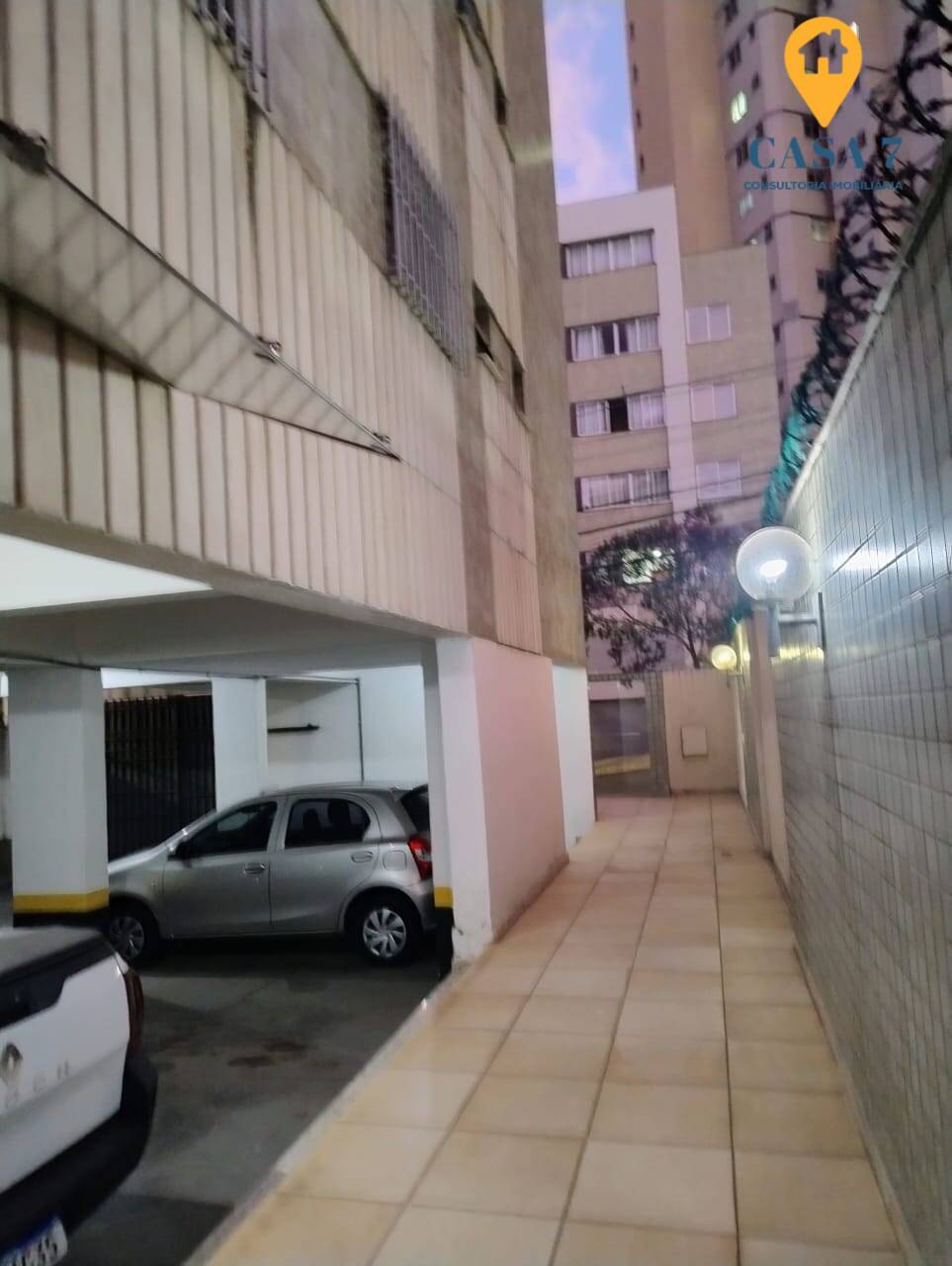 Apartamento à venda com 3 quartos, 100m² - Foto 4