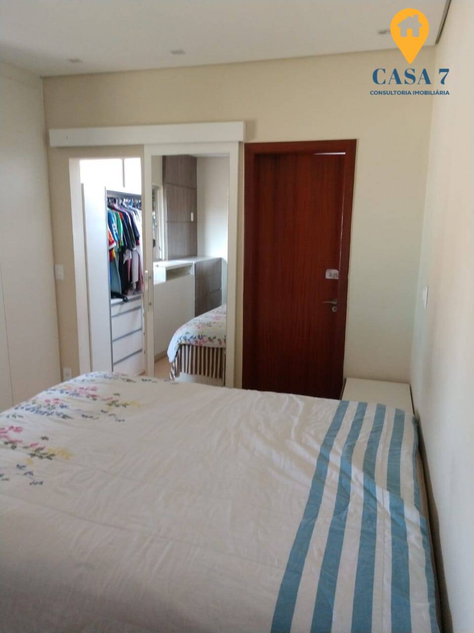Casa à venda com 3 quartos, 374m² - Foto 11