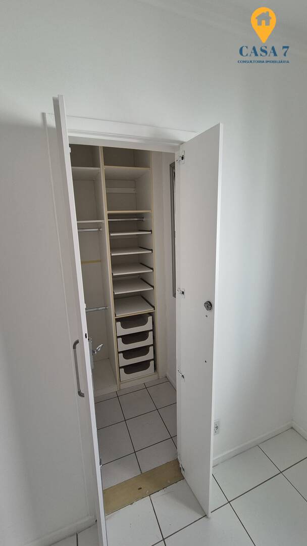 Apartamento para alugar com 4 quartos, 130m² - Foto 14