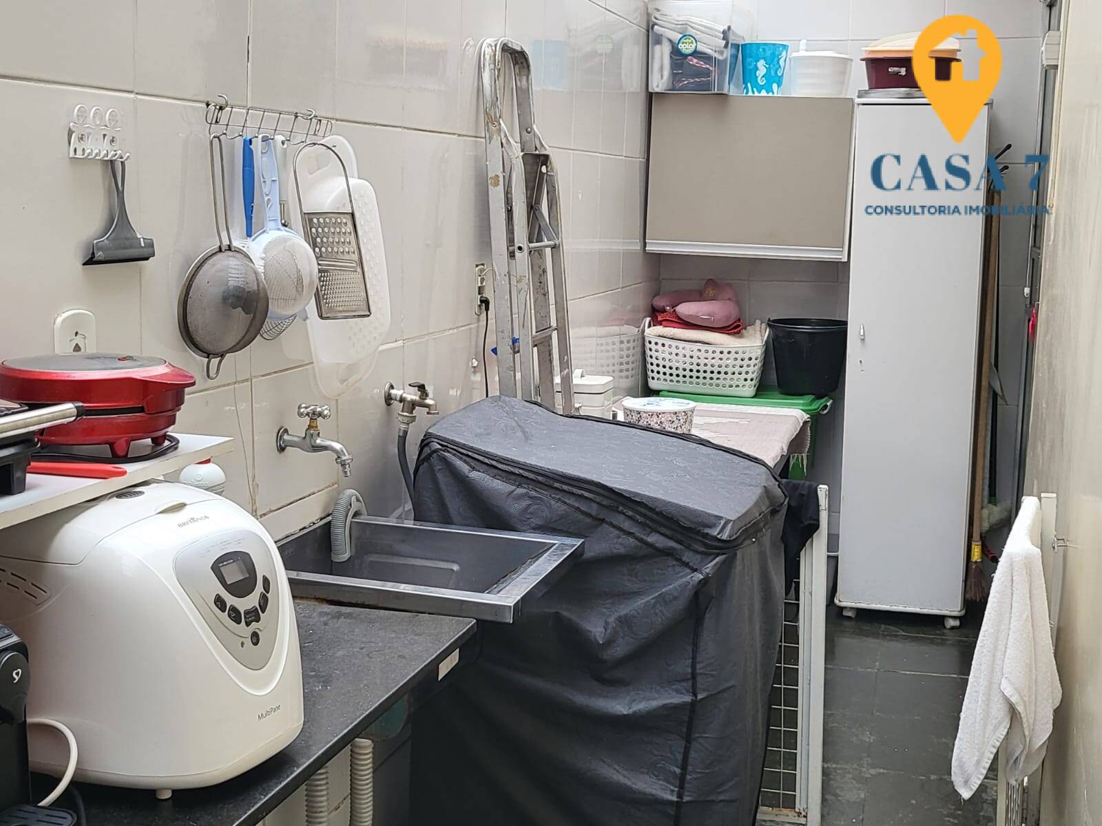 Casa à venda com 3 quartos, 370m² - Foto 10