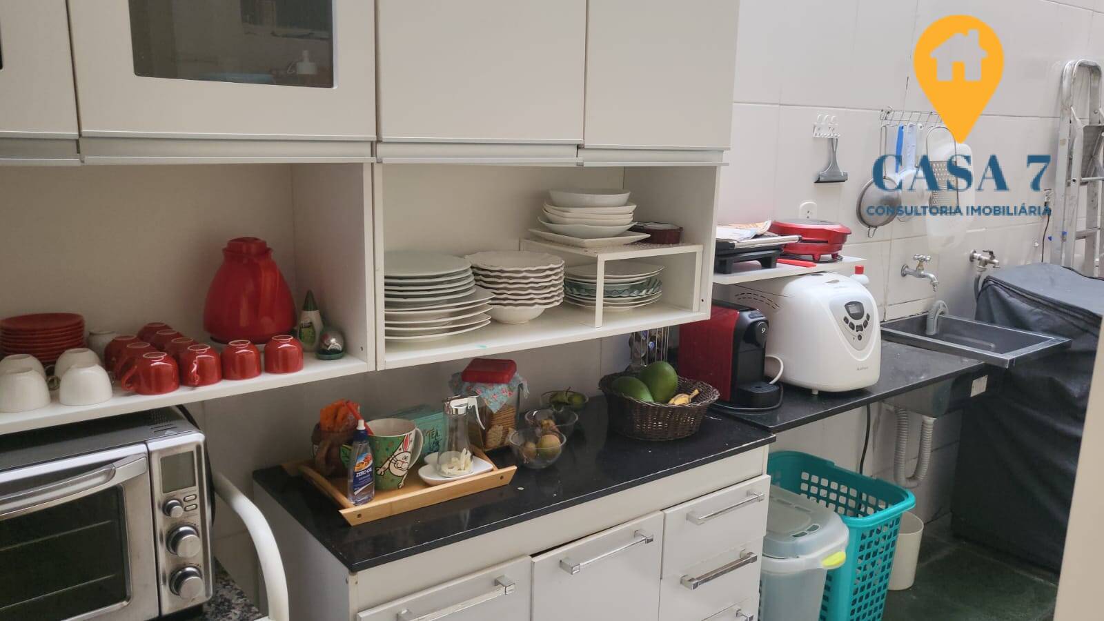 Casa à venda com 3 quartos, 370m² - Foto 11
